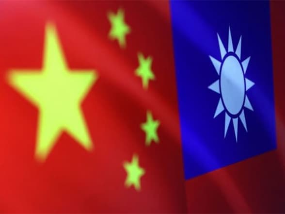 World News | Chinese Landing Bridge Ships Seen as Weak Link in Taiwan Assault Plans