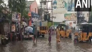 India News | Tamil Nadu: Heavy Rains in Madurai Leave Roads Waterlogged, Cause Inconvenience to Passengers