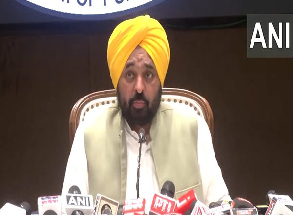 India News | Punjab CM Orders Officials to Ensure Food, Medical Aid to Those Affected by Floods