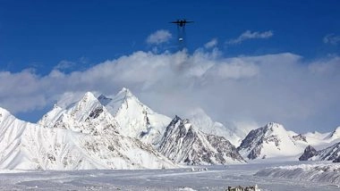 India News | Avalanche Hits Indian Army Camp in Siachen, 3 Soldiers Dead