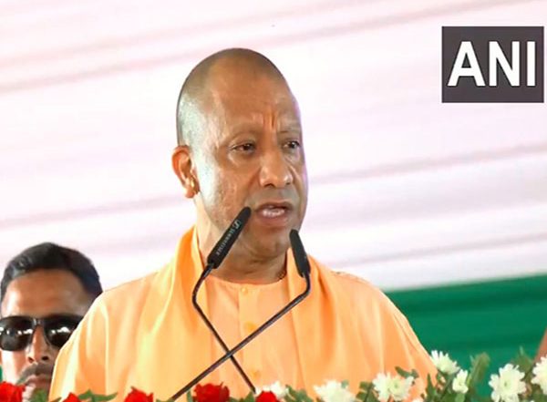 India News | Yogi Adityanath Pays Heartfelt Tribute to UP's First CM Govind Ballabh Pant on His 138th Birth Anniversary