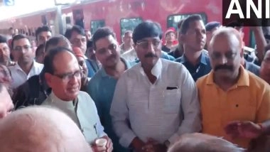 India News | MP: Shivraj Singh Chouhan Arrives in Satna; Receives Rousing Welcome from Party Workers