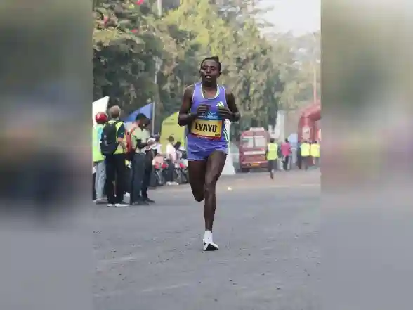 Sports News | Ethiopians Jemal Mekonen, Defending Champion Alemaddis Eyayu Headline Delhi Half Marathon