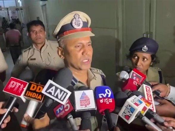 LatestLY - Politics - News Image