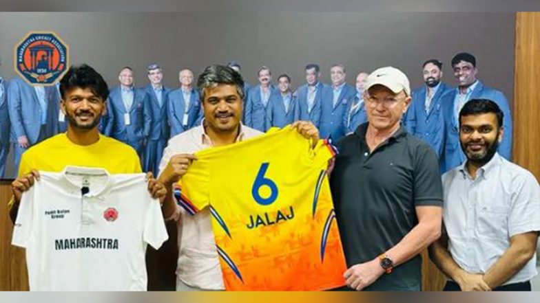 Sports News | Domestic Cricket Stalwart Jalaj Saxena Signs with Maharashtra