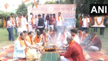 India News | UP: Vishwa Hindu Raksha Parishad Performs Hawan for Team India's Victory Against Pakistan in Asia Cup