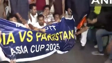 India News | Delhi: AAP's Workers Protest Against Ind-Pak Asia Cup Match at Connaught Place