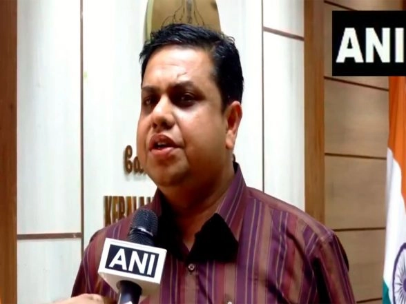 LatestLY - Politics - News Image