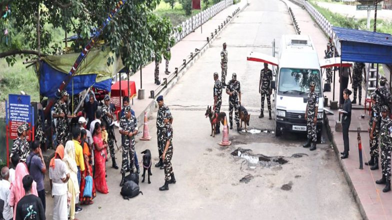 India News | Four Foreigners Among 79 Nepali Prison Escapees So Far Held at India-Nepal Border