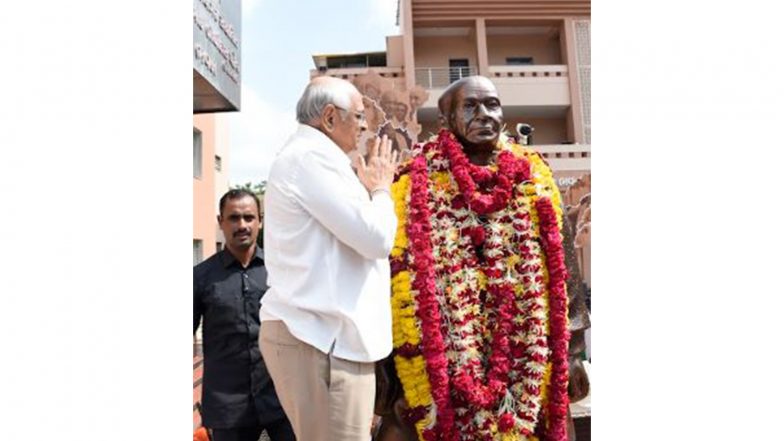 India News | Gujarat CM Welcomes Sardar Samman Yatra in Gandhinagar