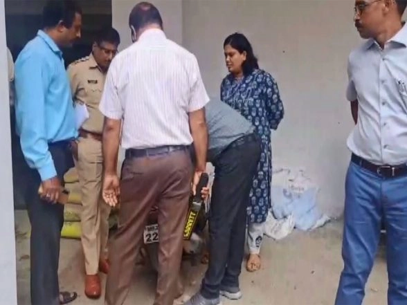 LatestLY - Business - News Image