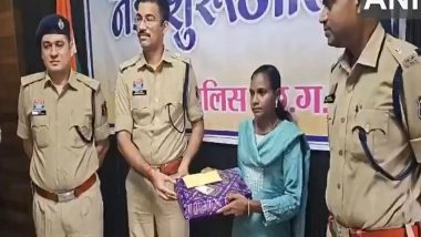 India News | Chhattisgarh: Naxalite Woman with 8 Lakh Bounty Surrenders in Gariaband