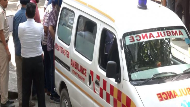 India News | Dhaula Kuan BMW Accident: Mortal Remains of Navjot Singh Taken for Last Rites