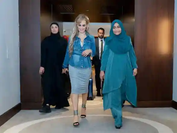 Business News | Merck Foundation CEO Meets Maldives First Lady & 13 First Ladies of Africa and Asia at the 7th Edition of MFFLI Summit
