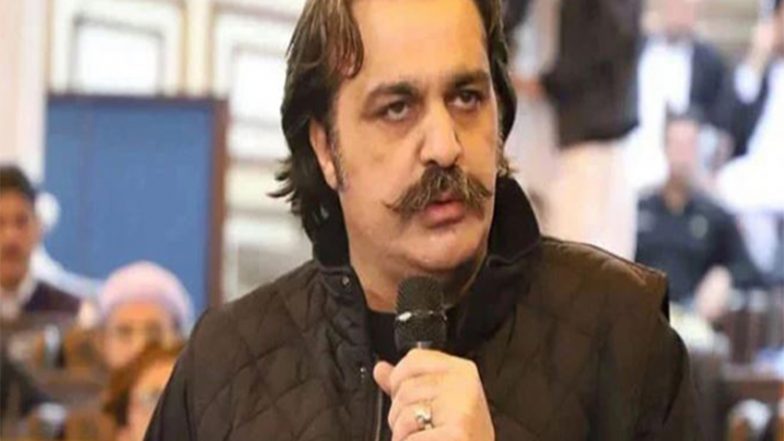 World News | Pakistan: KP CM Gandapur Warns 'hypocrites' Within Tehreek-e-Insaf, Blames Propaganda for Party's Setbacks