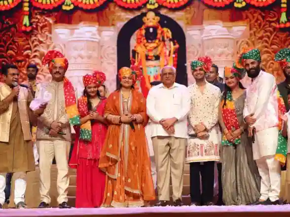 India News | Gujarat CM Bhupendra Patel Witnesses Mega Musical Multimedia Show 'Namotsav' Showcasing Life of PM Modi