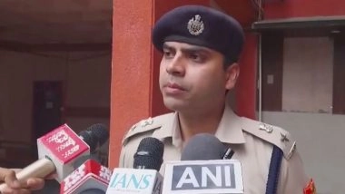 India News | Delhi: Domestic Help Injured After Jumping from Vardhaman Apartments