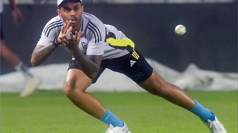 Sports News | Asia Cup: India Win Toss, Elect to Field First Against Pakistan in Super Four Clash