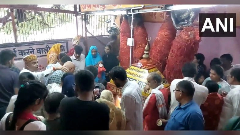 India News | U'khand: Devotees Offer Prayers at Haridwar's Mansa Devi Temple on First Day of Shardiya Navratri