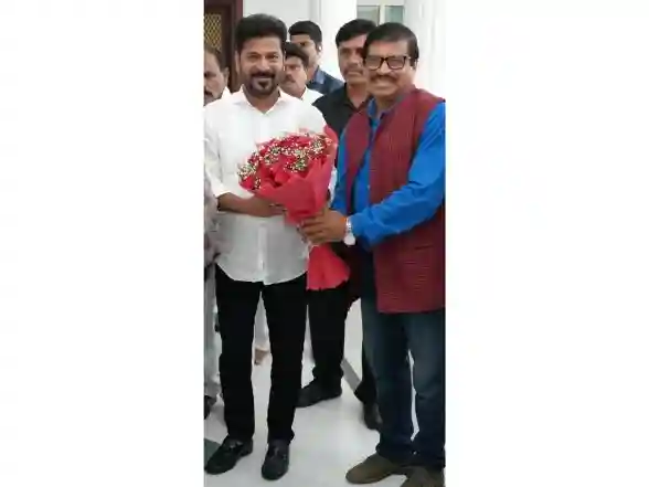 Business News | Abhijeeth Bhattacharjee Invited the Chief Minister Revanth Reddy to Grace Diamond Jubilee Dussehra Celebrations