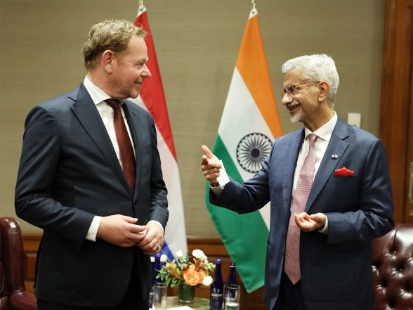 World News | EAM Jaishankar Holds Talks with Global Leaders on Bilateral Cooperation on UNGA Sidelines