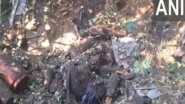 India News | Indian Army Busts Terrorist Hideout in South Kashmir's Kulgam; Search Ops Underway