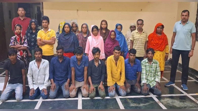 India News | Delhi: Police Apprehend 25 Illegal Bangladeshi Immigrants