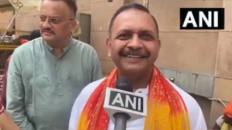India News | Giriraj Singh Congratulates Col. Purohit on His Return to Active Service Following Malegaon Case Acquittal