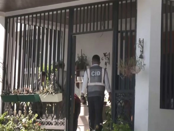 LatestLY - Politics Business - News Image