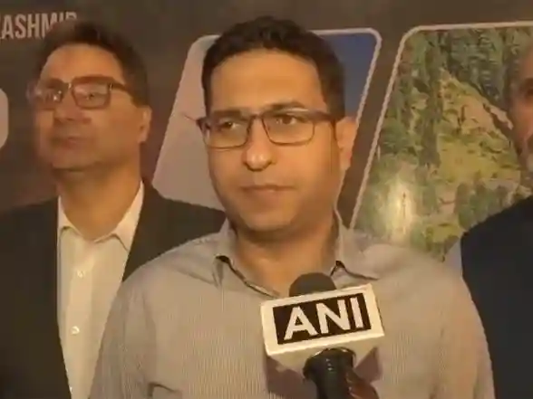 India News | J-K: Bicycle Rally, Painting Contest and Music Festivals Mark World Tourism Day in Kashmir