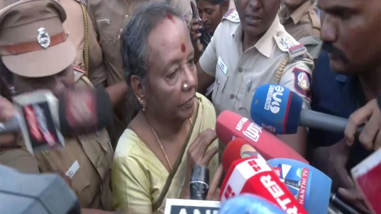 India News | Retired Judge Aruna Jagadeesan Arrives in Karur for Stampede Probe