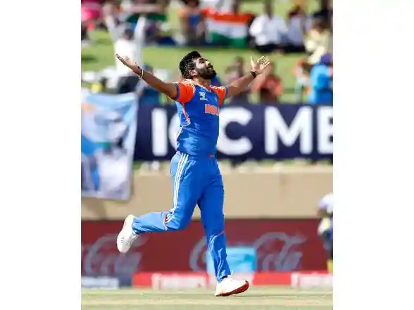 Sports News | India Pace Spearhead Jasprit Bumrah Highlights IPL's Role in Making Youngsters Confident