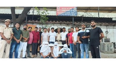 India News | Delhi Police Arrests 3 Robbers, Recovers 200 Gm Gold, over 2 Lakh Cash