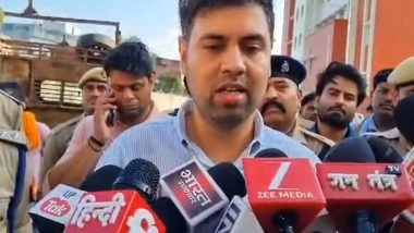 India News | Five People Dead After Carrier Vehicle Hits Motorcycle in Uttar Pradesh's Hardoi