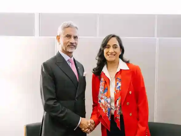 World News | Jaishankar Meets Canadian FM Anita Anand in New York, Concludes High-level Week at UNGA 80