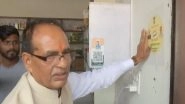 India News | MP: Union Minister Shivraj Chouhan Meets Shopkeepers, Promotes Swadeshi Products