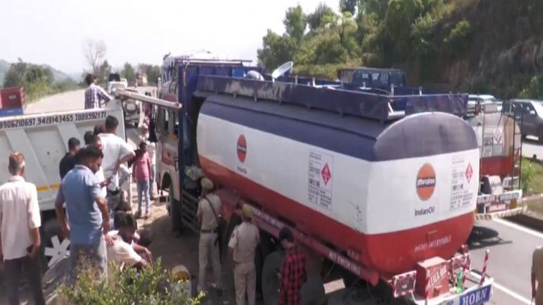 India News | J-K: Udhampur Police Foil Bovine Smuggling Bid, Oil Tanker Seized