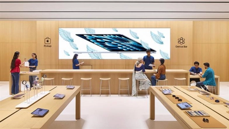 Apple Hebbal: iPhone Maker To Open Its 3rd Store Today in Bengaluru After Apple BKC in Mumbai and Apple Saket in Delhi