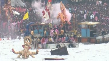 Ganesh Visarjan 2025: 1 Dead, 5 Injured After Electric Wire Touches Ganpati Idol During Immersion in Mumbai’s Andheri (Watch Video)