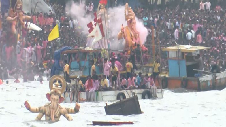 Ganesh Visarjan 2025: 1 Dead, 5 Injured After Electric Wire Touches Ganpati Idol During Immersion in Mumbai’s Andheri (Watch Video)