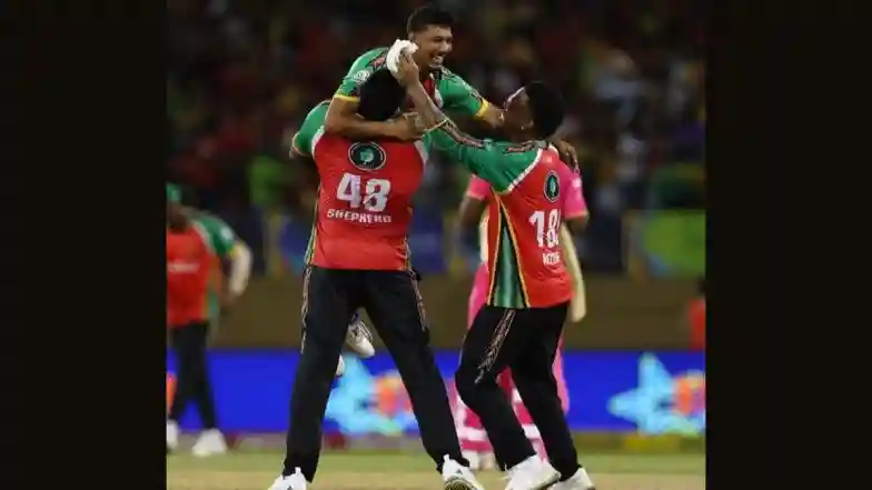 Guyana Amazon Warriors Beat Saint Lucia Kings by 14 Runs in Qualifier 1 of CPL 2025; Gudakesh Motie's Four-Wicket Haul Helps GAW Qualify for Finals of Caribbean Premier League Season 13