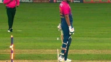 Suryakumar Yadav Withdraws Appeal As Junaid Siddique Gets Stumped After Getting Distracted By Falling Handkerchief of Bowler Shivam Dube During IND vs UAE Asia Cup 2025 (Watch Video)