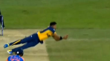 Shubman Gill Wicket Video: Watch Maheesh Theekshana Take Superb Catch off His Own Bowling To Dismiss Indian Opener During IND vs SL Asia Cup 2025 Super 4 Match