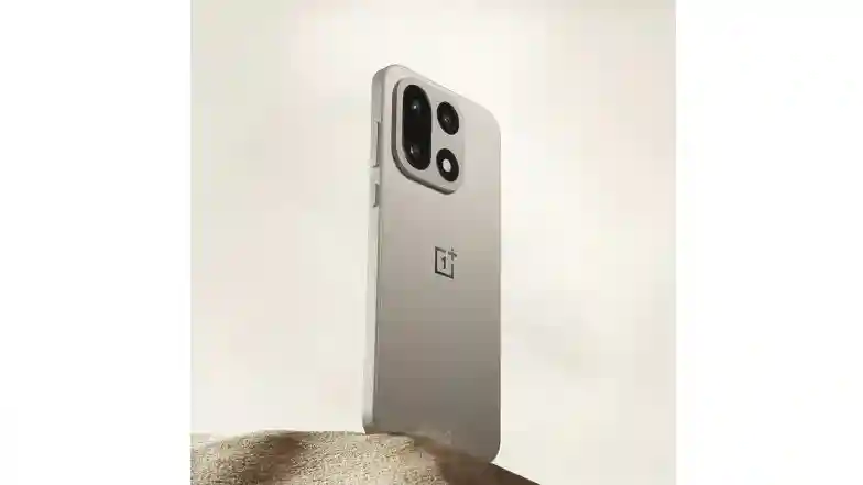 OnePlus 15 Sand Dune Color Design Leaked Ahead of Official Launch! Rumors on Snapdragon 8 Elite Gen 5 Chip Compilation