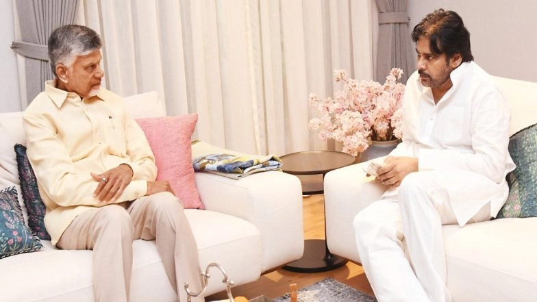 Andhra Pradesh CM Chandrababu Naidu Visits Ailing Pawan Kalyan in Hyderabad (See Pics)