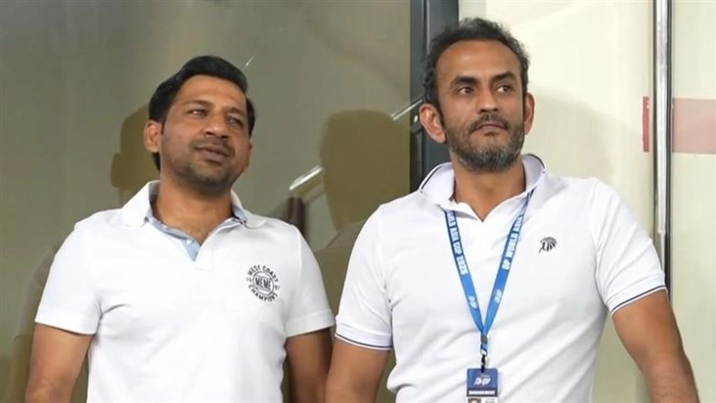 Sarfaraz Ahmed, Former Pakistan Captain, Spotted in the Dubai International Stadium Stands During IND vs PAK Asia Cup 2025 Super 4 Match (See Pic)