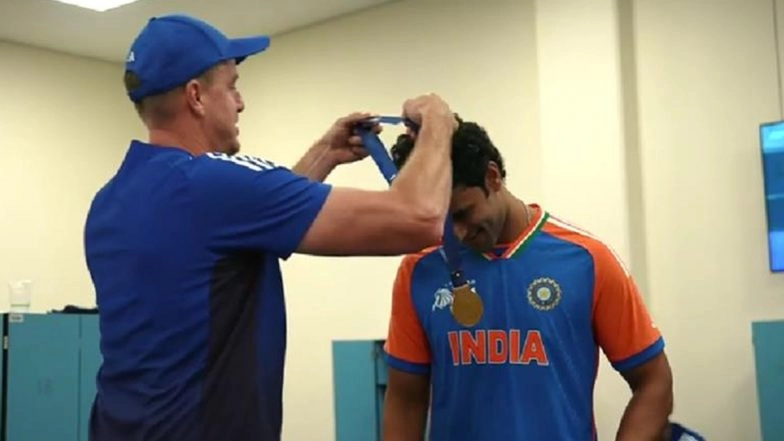 Shivam Dube Wins Team India's 'Impact Player of The Match' Award for Brilliant Performance in IND vs UAE Asia Cup 2025 Match (Watch Video)