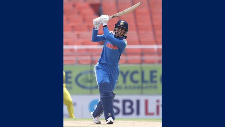 Smriti Mandhana Smashes Second-Fastest Century in ODIs for India Women's Cricket Team, Achieves Feat in 77 Balls During IND-W vs AUS-W 2nd ODI 2025