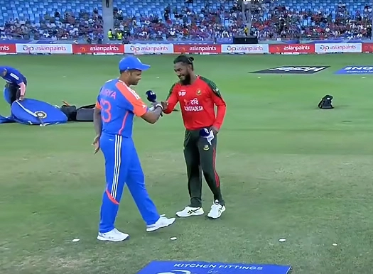 No Handshake Between Suryakumar Yadav and Jaker Ali During Toss But Duo Exchange Fist Bump At Start of IND vs BAN Asia Cup 2025 Super 4 Match