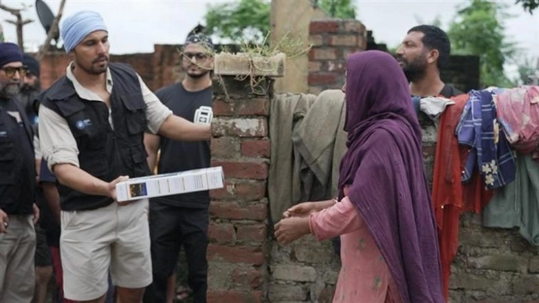 Punjab Flood: Randeep Hooda Steps Forward to Provide Aid to Struggling Families in Gurdaspur